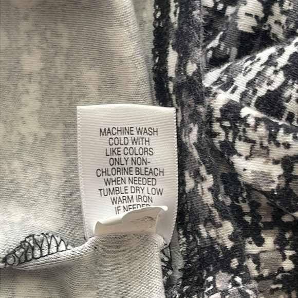 CROFT & BARROW Black and White Classic Tee Casual Shirt Size 2X - Picture 5 of 5